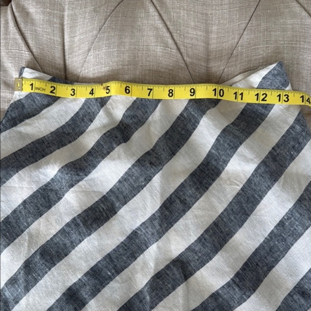 J.Crew 100% Linen Gray and White Skirts - Picture 2 of 12